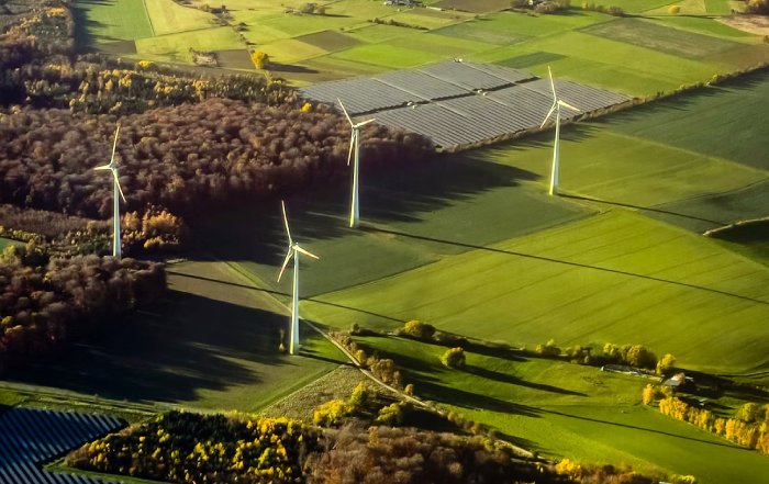 Article Image for Comparing Renewable Energy Sources