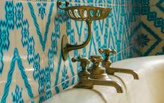 Article Image for How to Achieve a Plastic-Free Bathroom